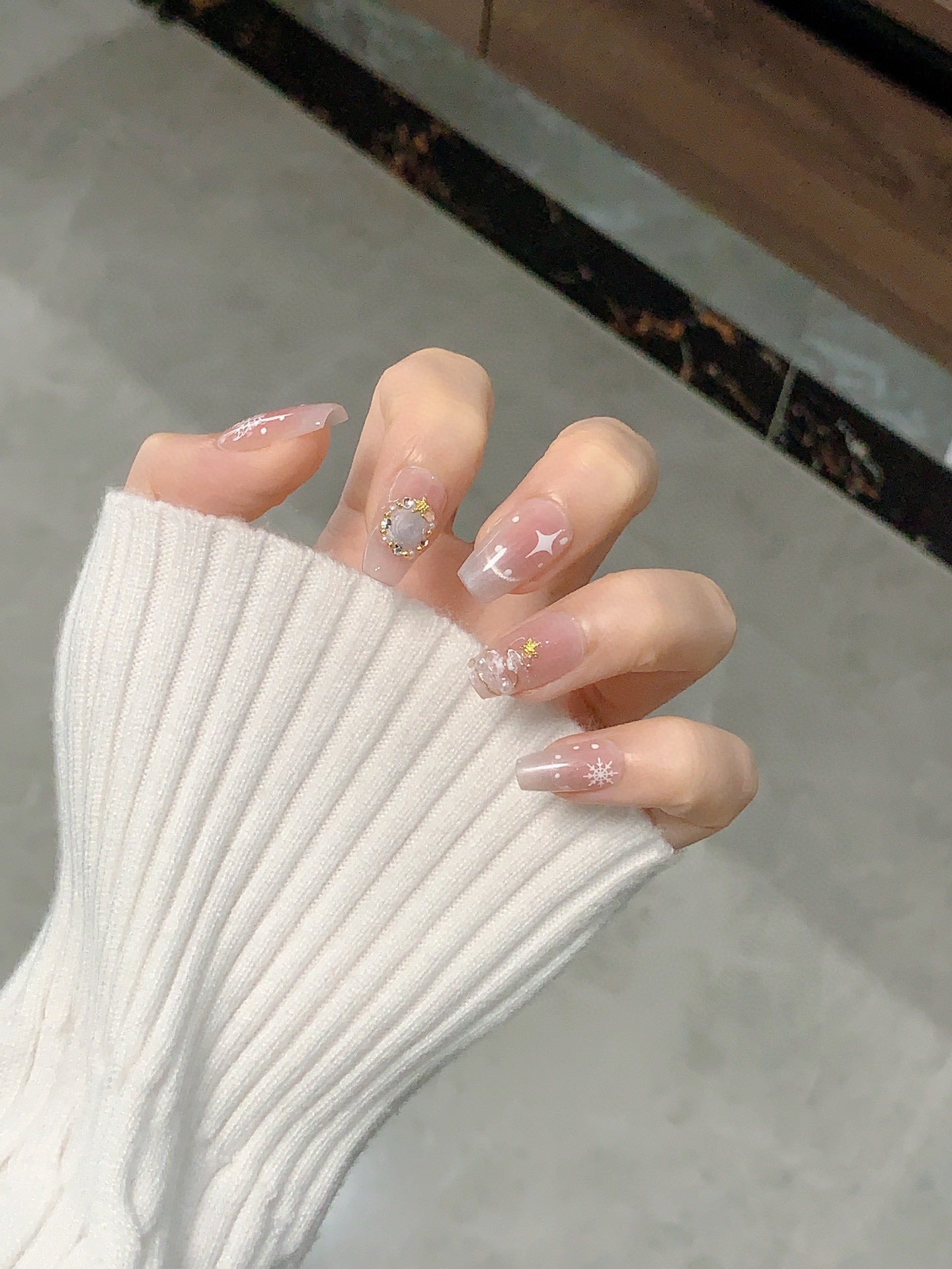 Reusable Snow Inspired | Premium Press on Nails | Fake Nails | Cute Fun Colorful Colorful Gel Nail Artist faux nails