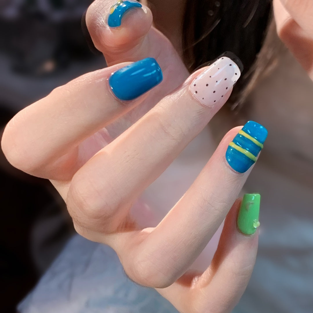 Handmade Short Ballerina Shape/Press On Nails/Summer Colors/Polka Dots Graffiti Design/Cute Glossy Full Cover Nails